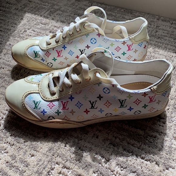 Louis Vuitton sneakers - Picture 13 of 15